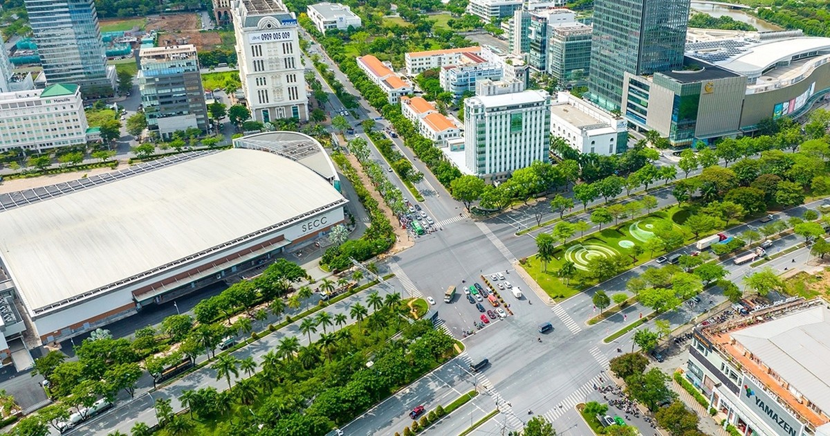 Hạ tầng dẫn lối, giá nhà ở ‘khu nhà giàu’ TP.HCM đang ra sao?