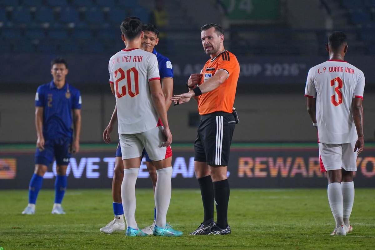 Sụp đổ trước Thái Lan, ĐT Việt Nam hết cửa vô địch FIFA ASEAN Cup, chấm dứt kỷ lục bất bại