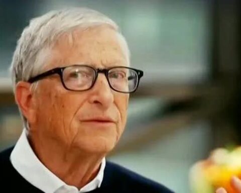 Tỷ phú Bill Gates cảnh báo rủi ro chưa từng có về AI
