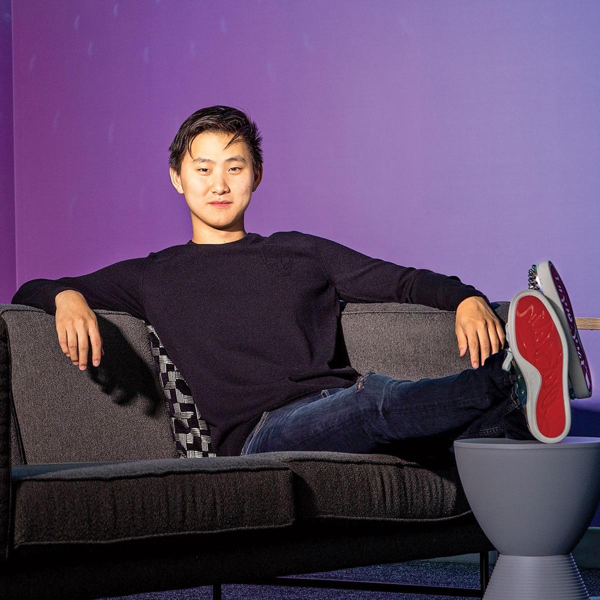 Chân dung Alexandr Wang - Thiên tài AI được Zuckerberg chi 371 nghìn tỷ đồng chiêu dụ về Meta - Ảnh 2.