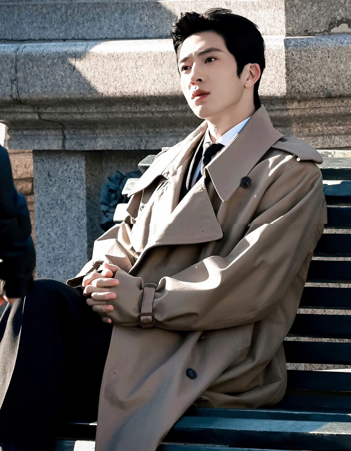 Tổng tài bad boy đang khiến cả MXH rần rần: Visual miễn chê, cùng bạn gái trở thành cặp đôi mặc đẹp nhất showbiz- Ảnh 11.