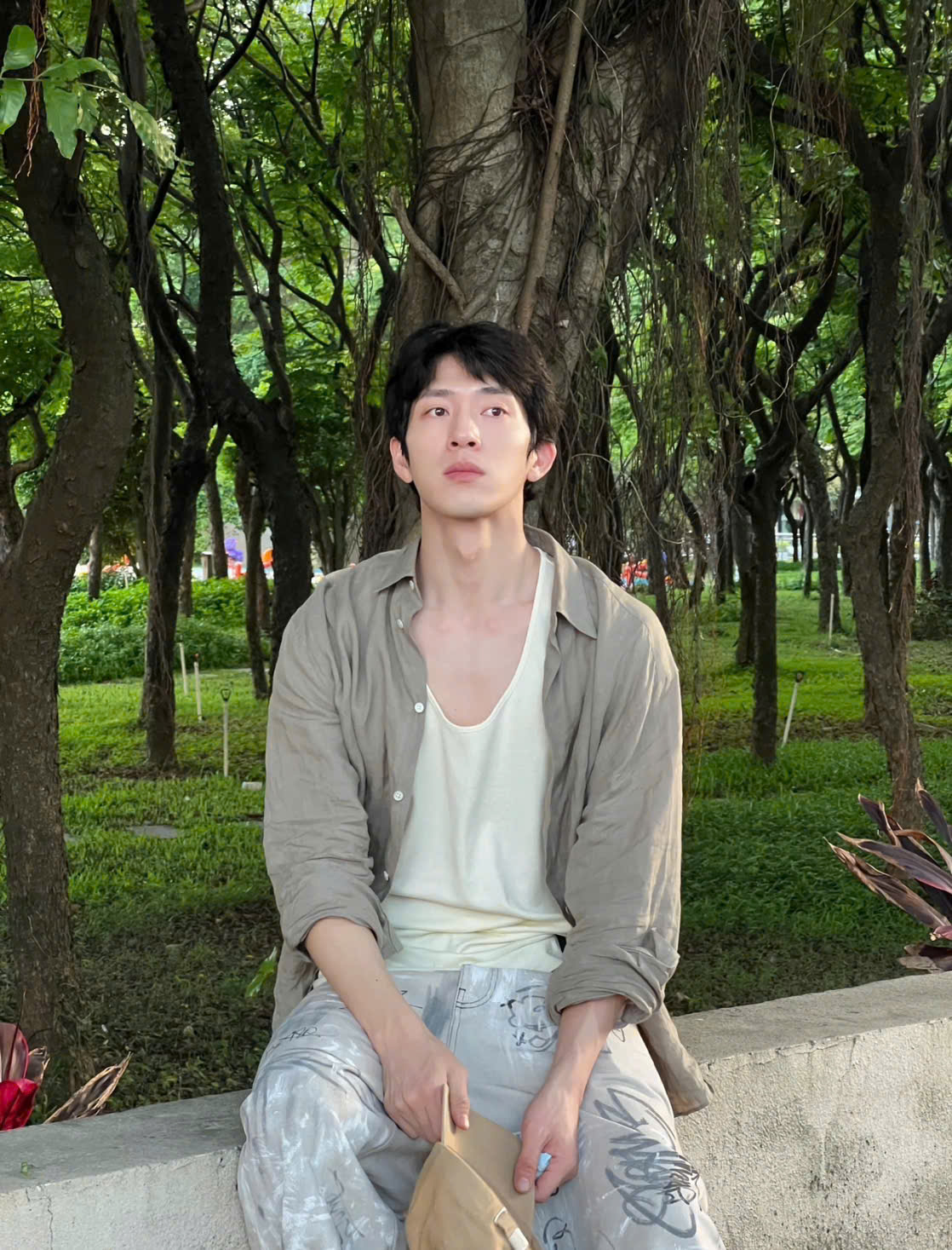 Tổng tài bad boy đang khiến cả MXH rần rần: Visual miễn chê, cùng bạn gái trở thành cặp đôi mặc đẹp nhất showbiz- Ảnh 17.