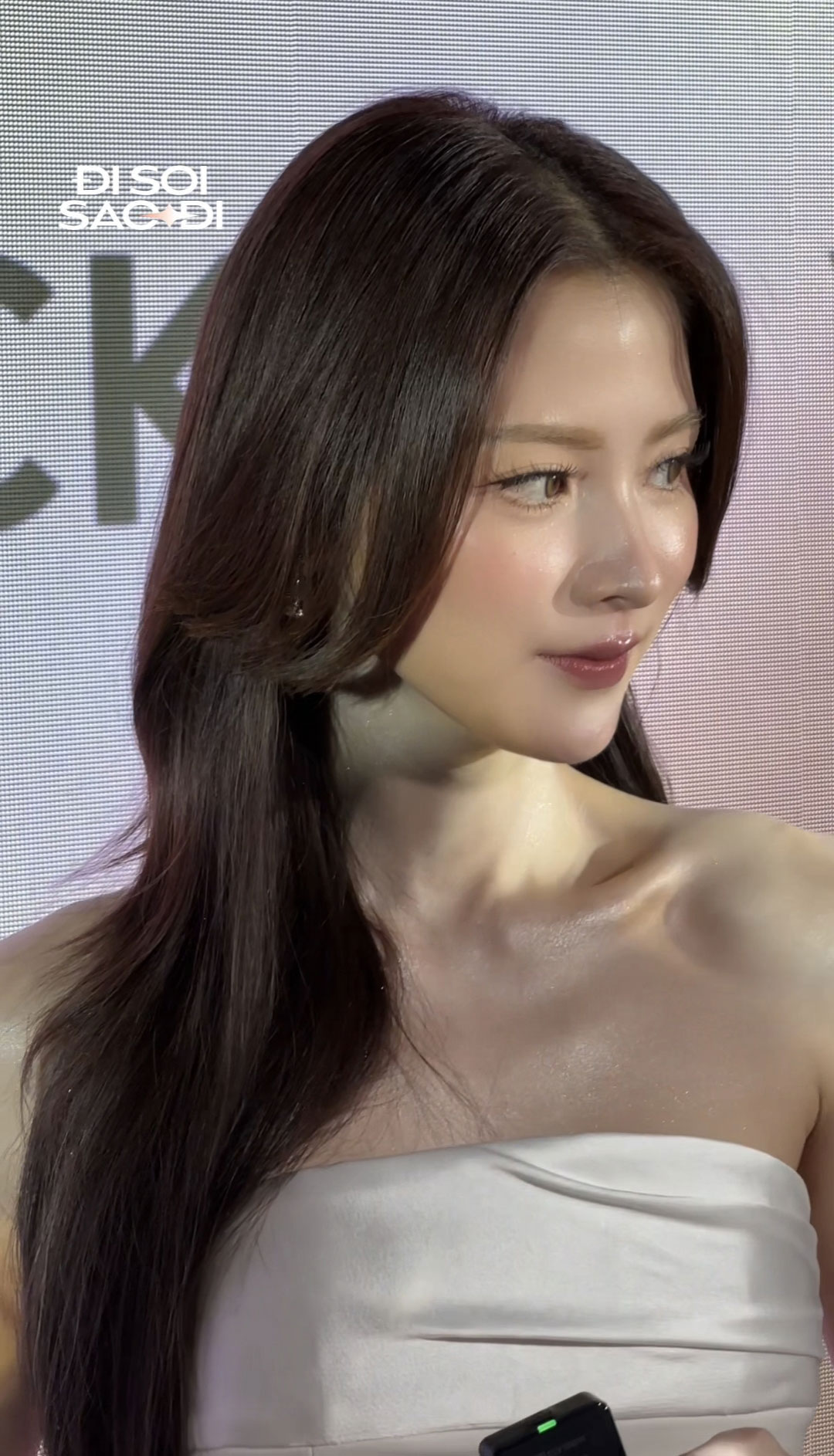 Sốc visual là đây: Baifern Pimchanok như nữ thần ở sự kiện TP. HCM, nữ diễn viên Việt ngỡ ngàng không nói nên lời!- Ảnh 8.
