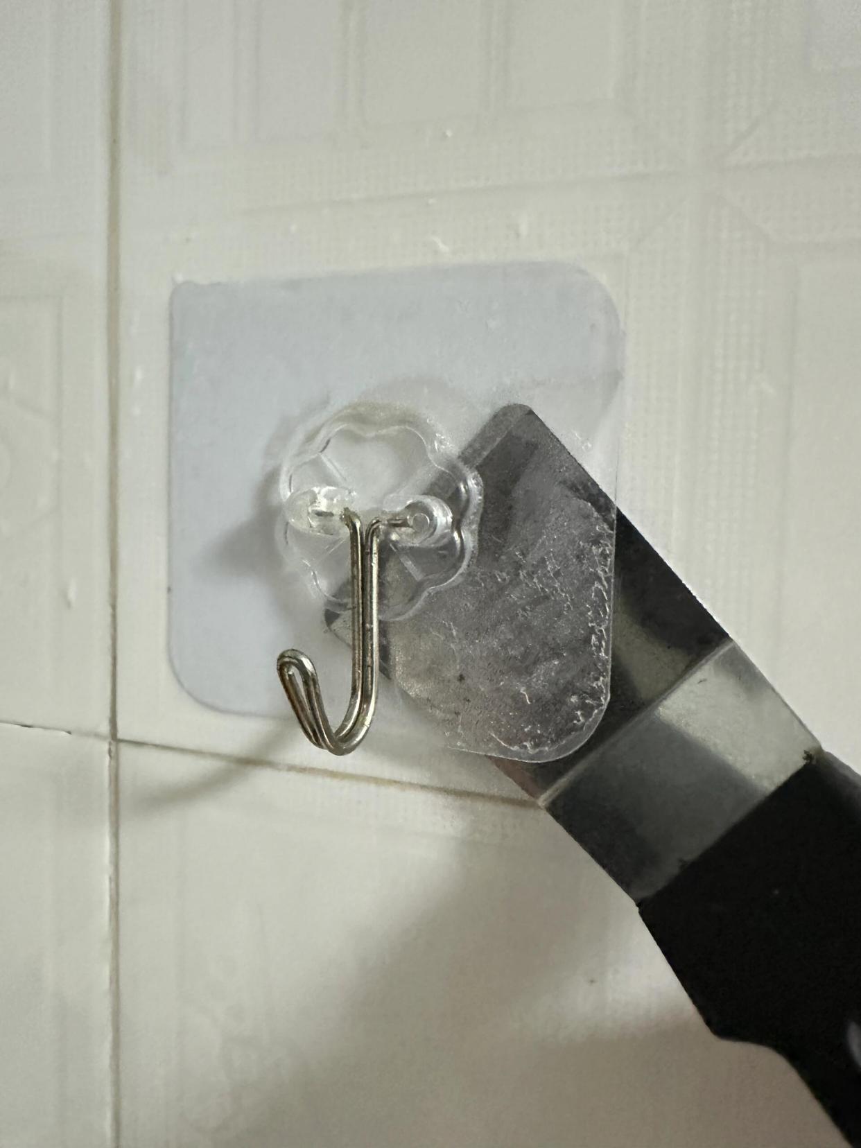12 mẹo dọn nhà từ cư dân mạng khiến nhiều người bất ngờ: Toàn cách đơn giản nhưng xử lý đúng những chỗ khó làm sạch nhất- Ảnh 12.