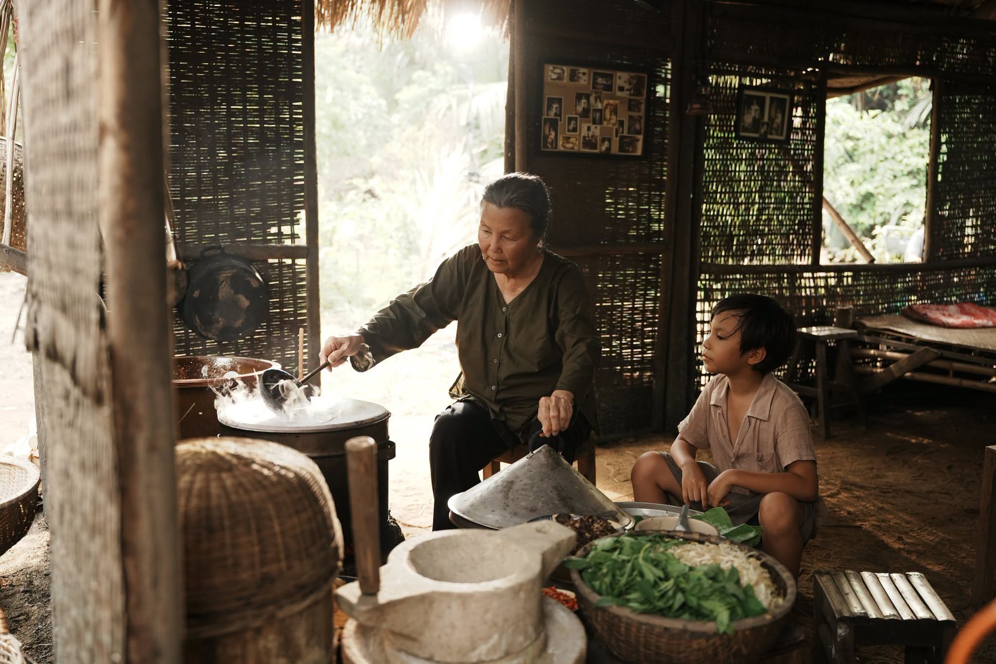 Mới có phim Việt nhận điểm cực cao từ khán giả quốc tế: Nữ chính là đệ nhất diễn viên, khen hay cũng chưa đủ- Ảnh 2.