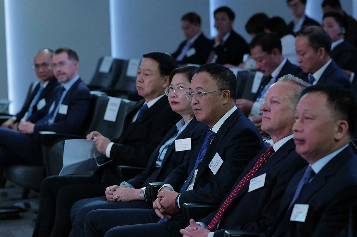 Kỳ vọng Việt Nam không chỉ là thị trường phân bổ vốn, mà còn là đối tác chiến lược của nhà đầu tư Anh Quốc Kỳ vọng Việt Nam không chỉ là thị trường phân bổ vốn, mà còn là đối tác chiến lược của nhà đầu tư Anh Quốc