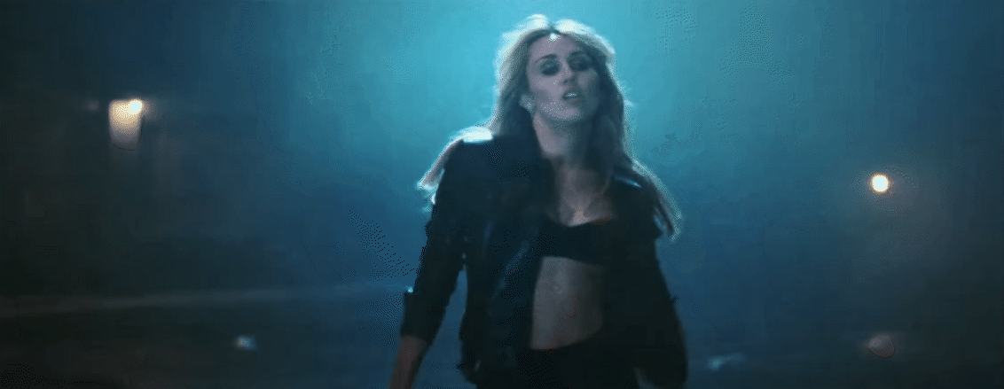 Biểu tượng Hannah Montana U40 vẫn đẹp và bốc bất chấp thời gian- Ảnh 2.