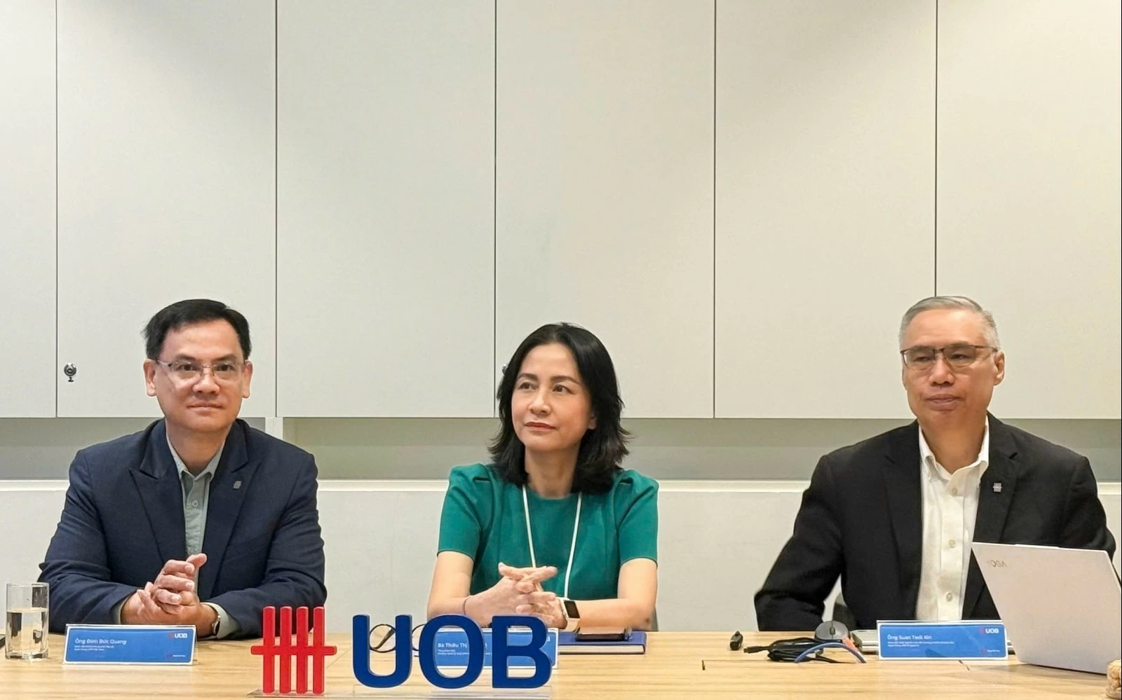 UOB nâng dự báo tăng trưởng GDP, nhiều lực đẩy mới mở rộng nguồn vốn tỷ USD cho nền kinh tế UOB nâng dự báo tăng trưởng GDP, nhiều lực đẩy mới mở rộng nguồn vốn tỷ USD cho nền kinh tế