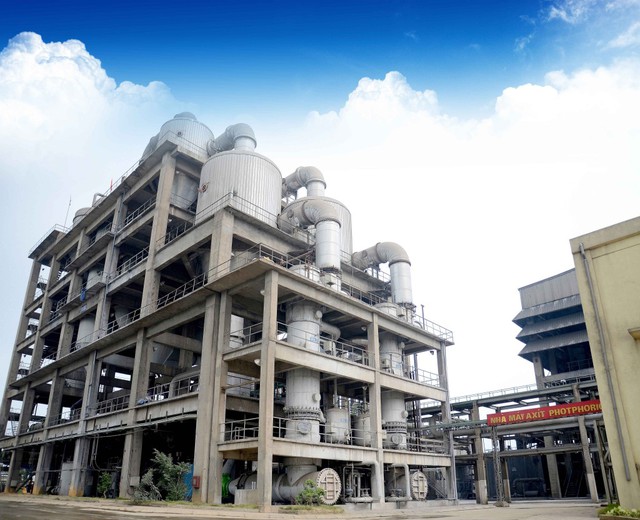 Hoá chất Đức Giang đề cử 2 ứng viên vào HĐQT Ắc quy Tia Sáng- Ảnh 1. Hoá chất Đức Giang đề cử 2 ứng viên vào HĐQT Ắc quy Tia Sáng- Ảnh 1.