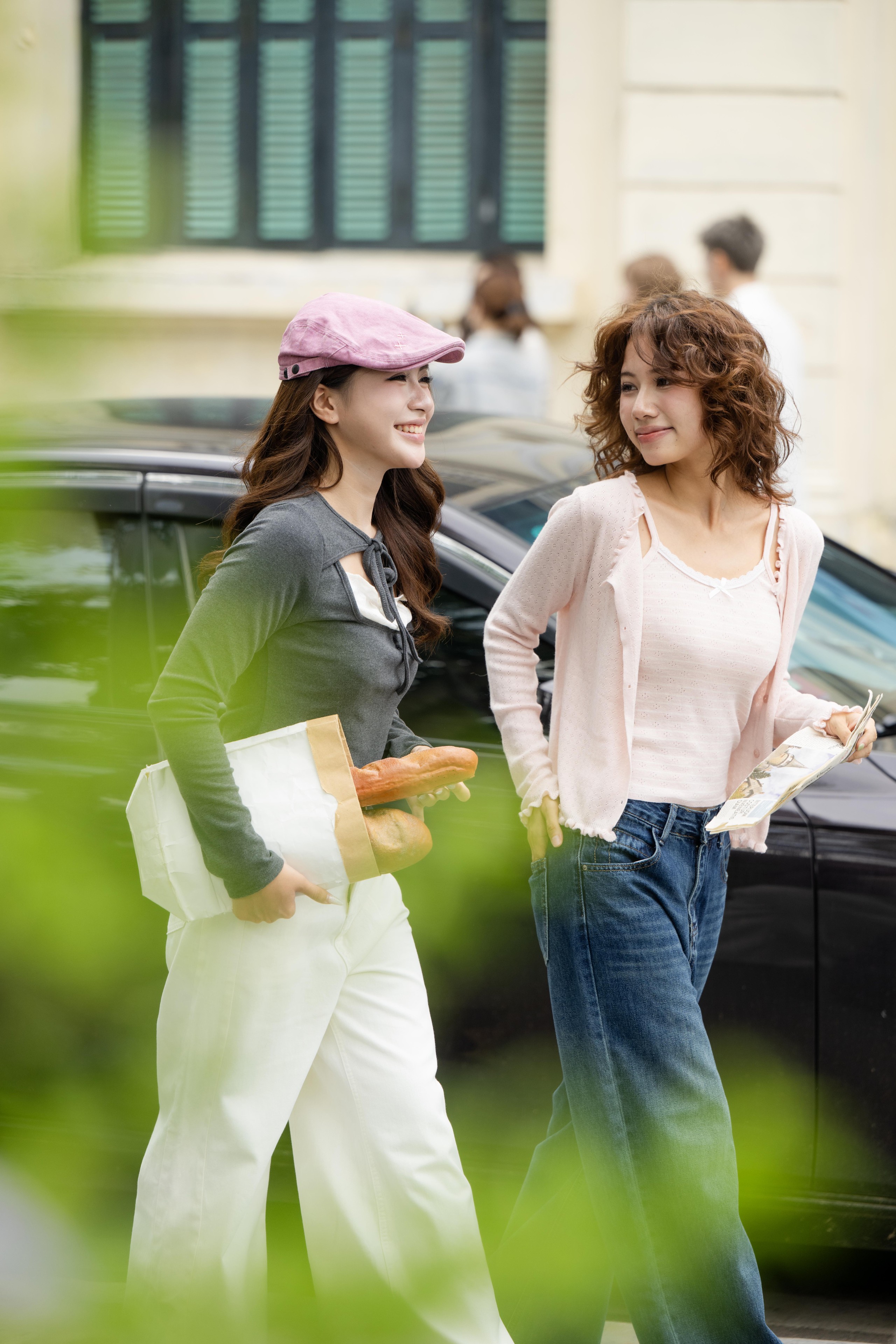 “Quyết không để các nàng thơ nhàm chán”: Hồ Gươm lại thay thảm hoa mới, Hà Nội dạo này thơ thế nhỉ! - Ảnh 35.