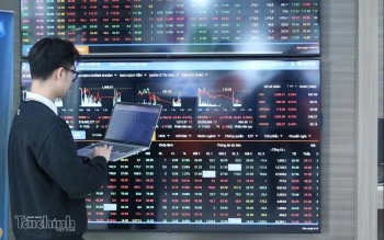 Chứng khoán ngày 29/9: Áp lực bán gia tăng, VN-Index tiếp tục giảm điểm Chứng khoán ngày 29/9: Áp lực bán gia tăng, VN-Index tiếp tục giảm điểm