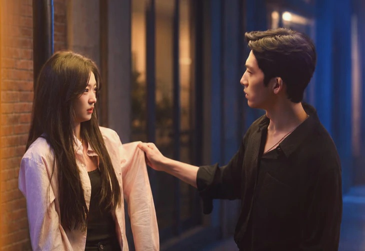 Sốc visual dàn cast Đầu Xuân Tươi Sáng bản Việt: Steven Nguyễn - Song Luân được gọi tên, nữ chính thua xa nguyên tác- Ảnh 1.
