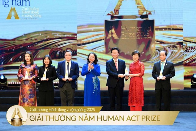 Thủ tướng phát động, Quỹ của Tập đoàn Vingroup đang trao tặng 11.000 tỷ đồng để làm 3 việc ý nghĩa ở VN- Ảnh 1.