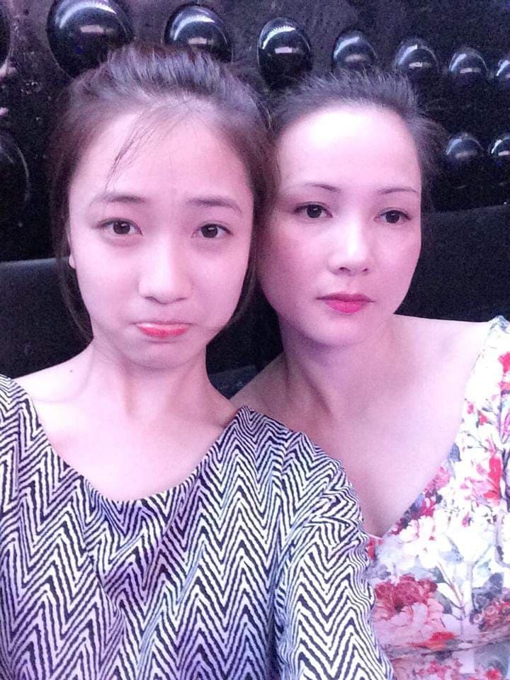 Mã gen đỉnh từ mẹ đến con của mỹ nhân Hà Nội nổi tiếng suốt 14 năm với hình tượng “bạch nguyệt quang” học đường - Ảnh 3.
