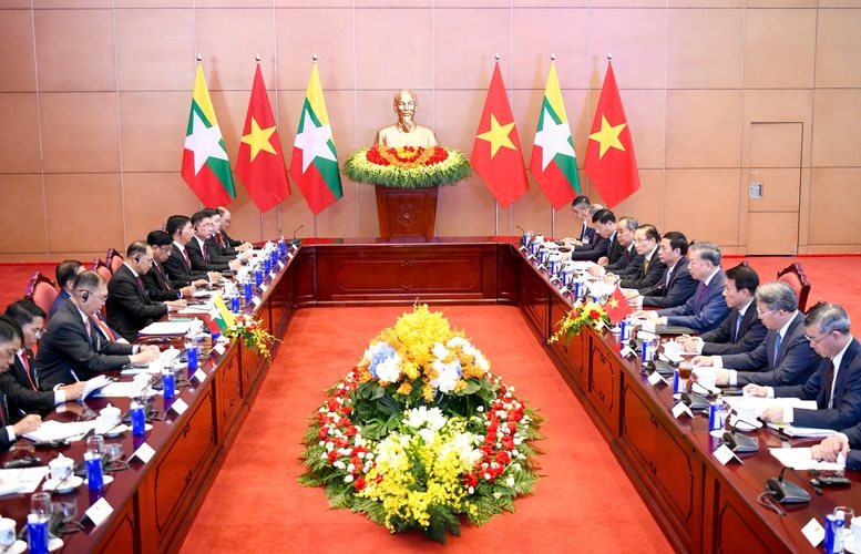 Thăm nhà máy VinFast, Tổng thống Myanmar bày tỏ ấn tượng với 3 thứ của hãng xe “Made in Vietnam”- Ảnh 4.