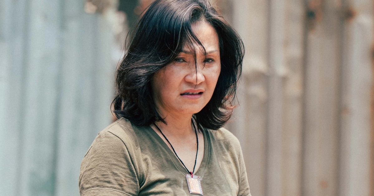 Lên Hương: Mượn cái chết để nói chuyện sống, hài đen nhưng lại khiến khán giả rơi lệ - Ảnh 4.