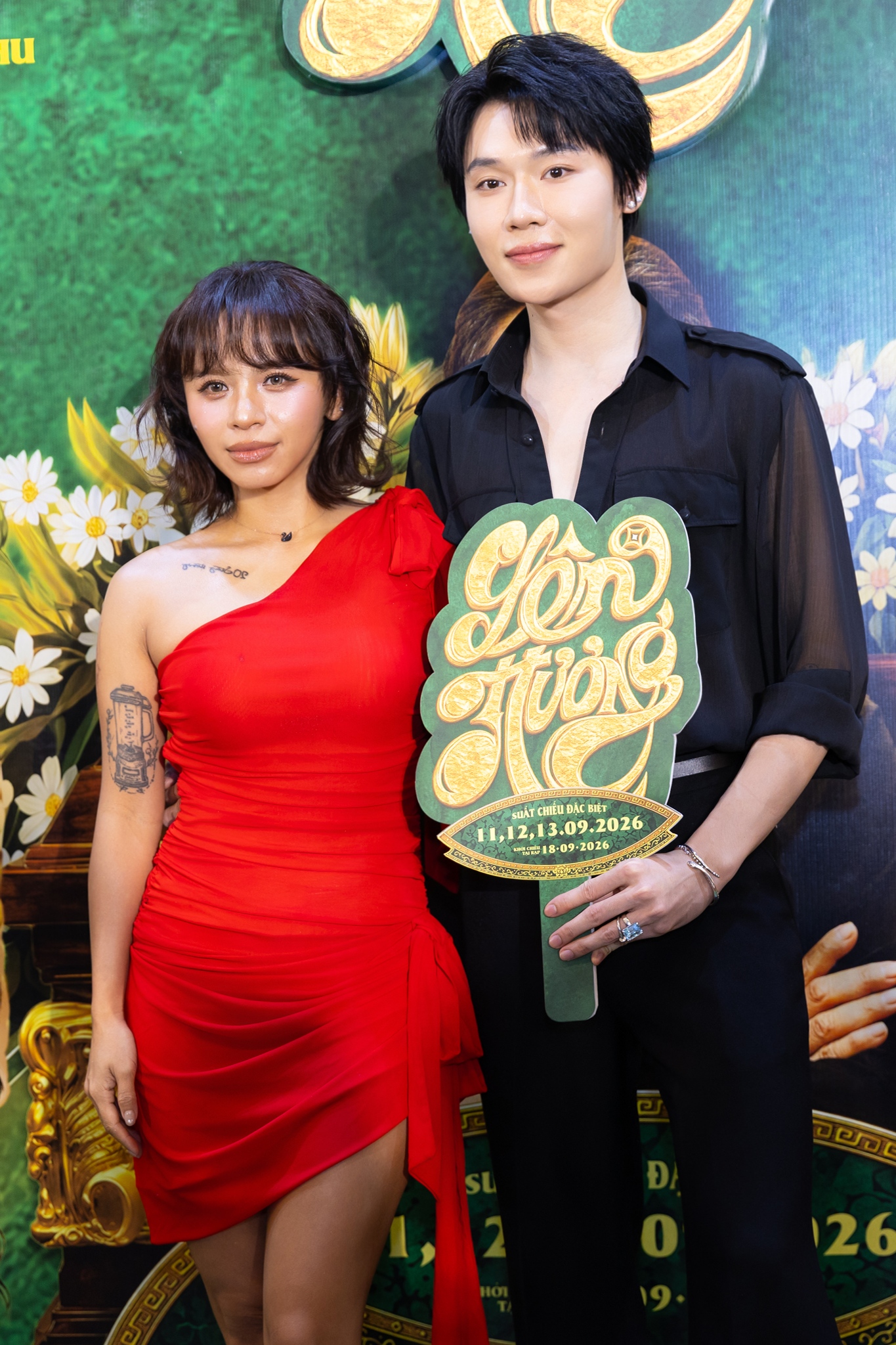 Thảm đỏ HOT nhất tối nay: Hạ Anh lộng lẫy như nữ thần, Uyển Ân - Minh Anh đẹp gì mà đẹp khiếp thế- Ảnh 13.