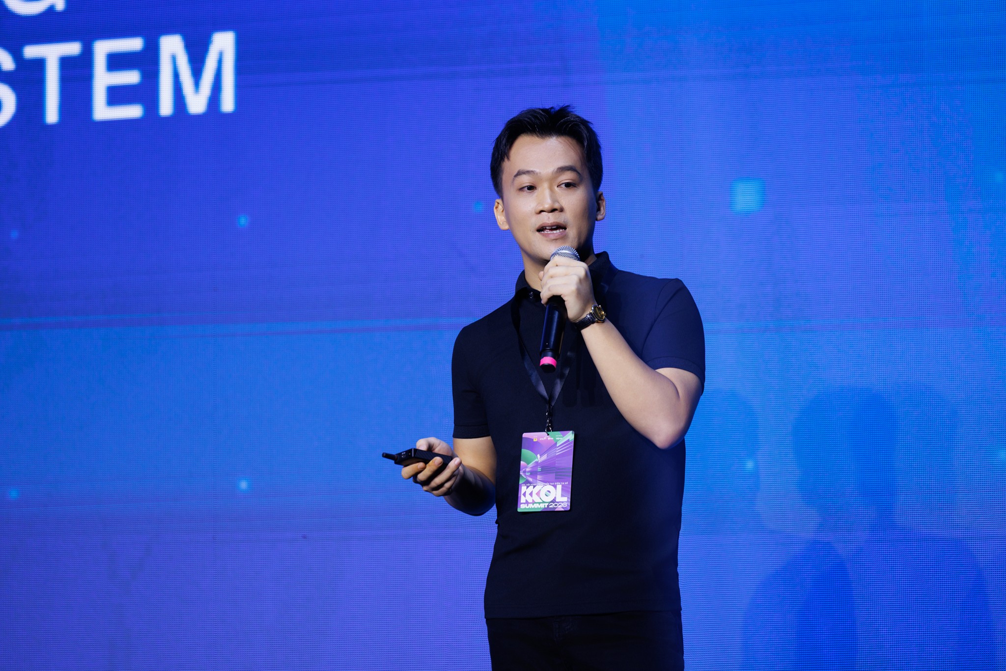 KOL Summit 2026: Chính thức bước vào 2 phiên chuyên đề thảo luận về AI, khủng hoảng niềm tin và tương lai sáng tạo - Ảnh 22.