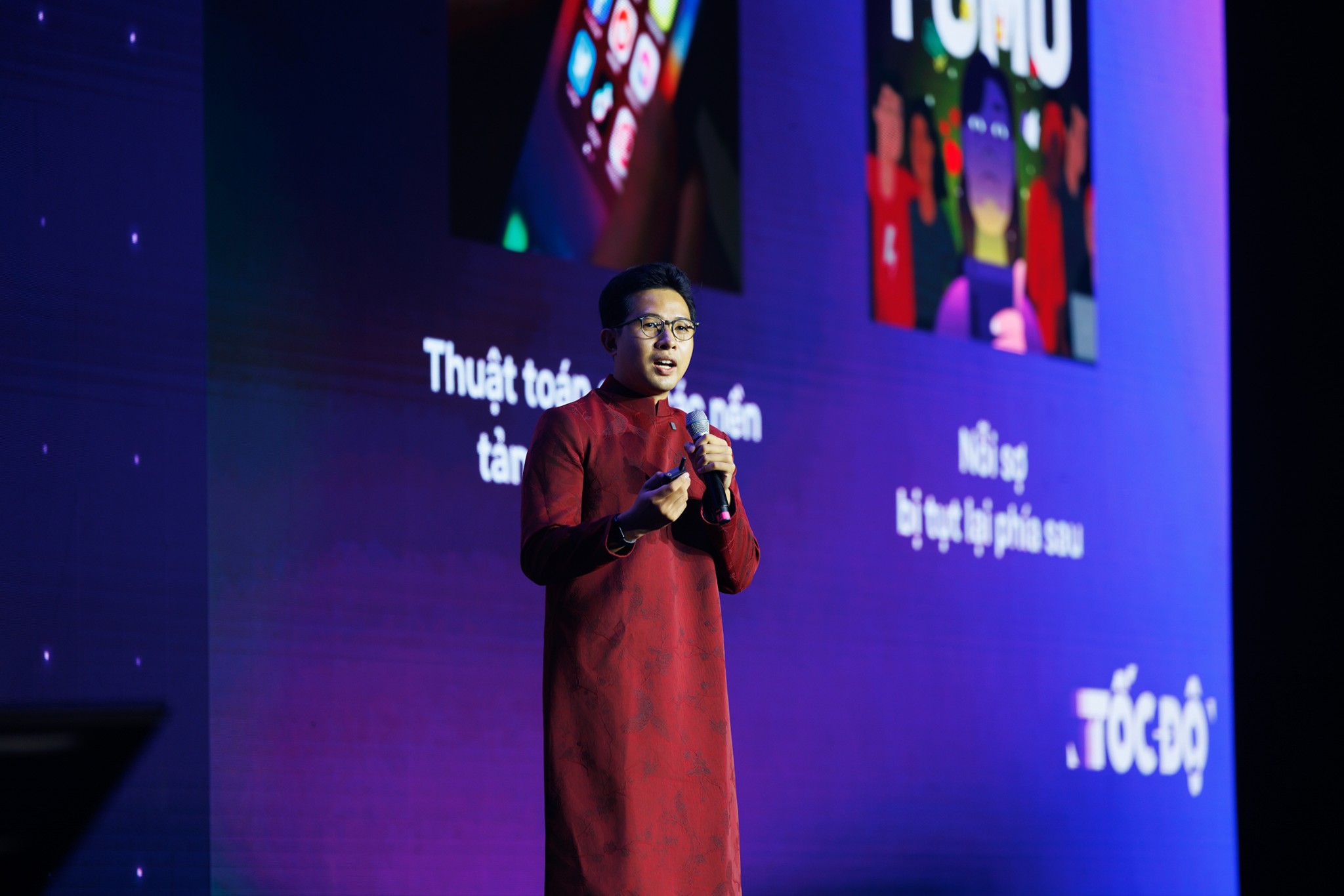 KOL Summit 2026: Chính thức bước vào 2 phiên chuyên đề thảo luận về AI, khủng hoảng niềm tin và tương lai sáng tạo - Ảnh 11.