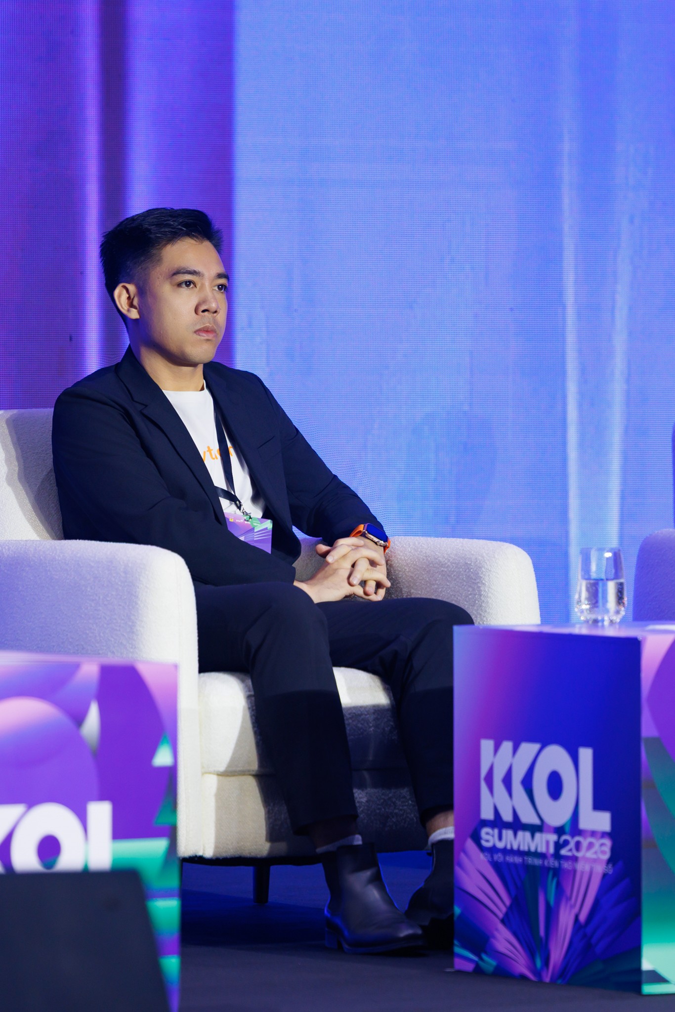 KOL Summit 2026: Chính thức bước vào 2 phiên chuyên đề thảo luận về AI, khủng hoảng niềm tin và tương lai sáng tạo - Ảnh 4.