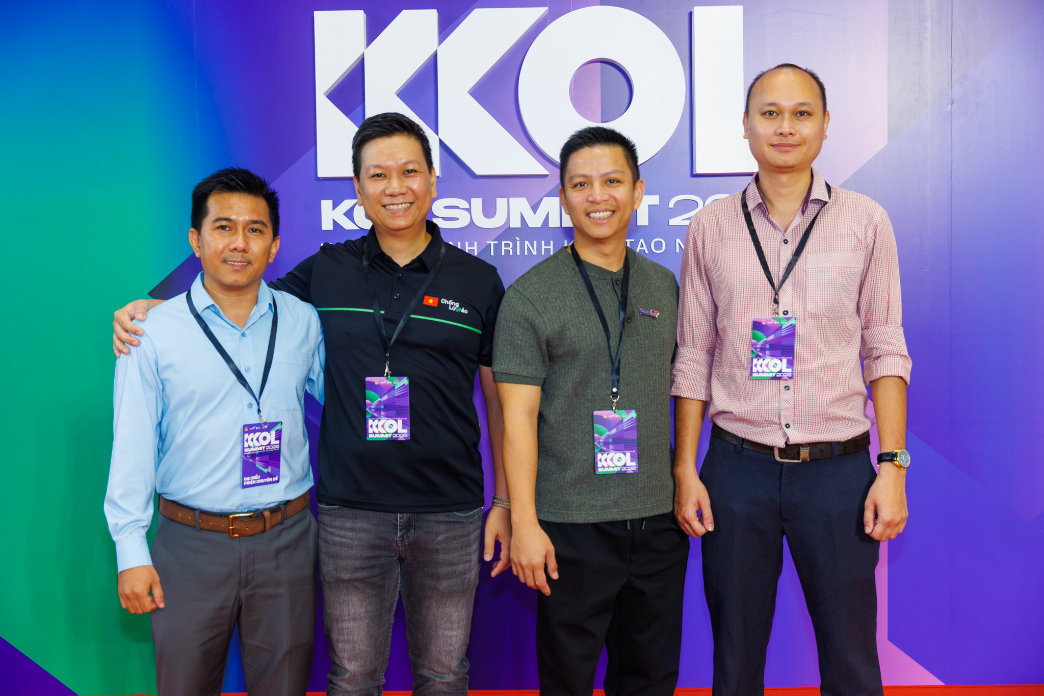 KOL Summit 2026: Chính thức bước vào 2 phiên chuyên đề thảo luận về AI, khủng hoảng niềm tin và tương lai sáng tạo - Ảnh 24.