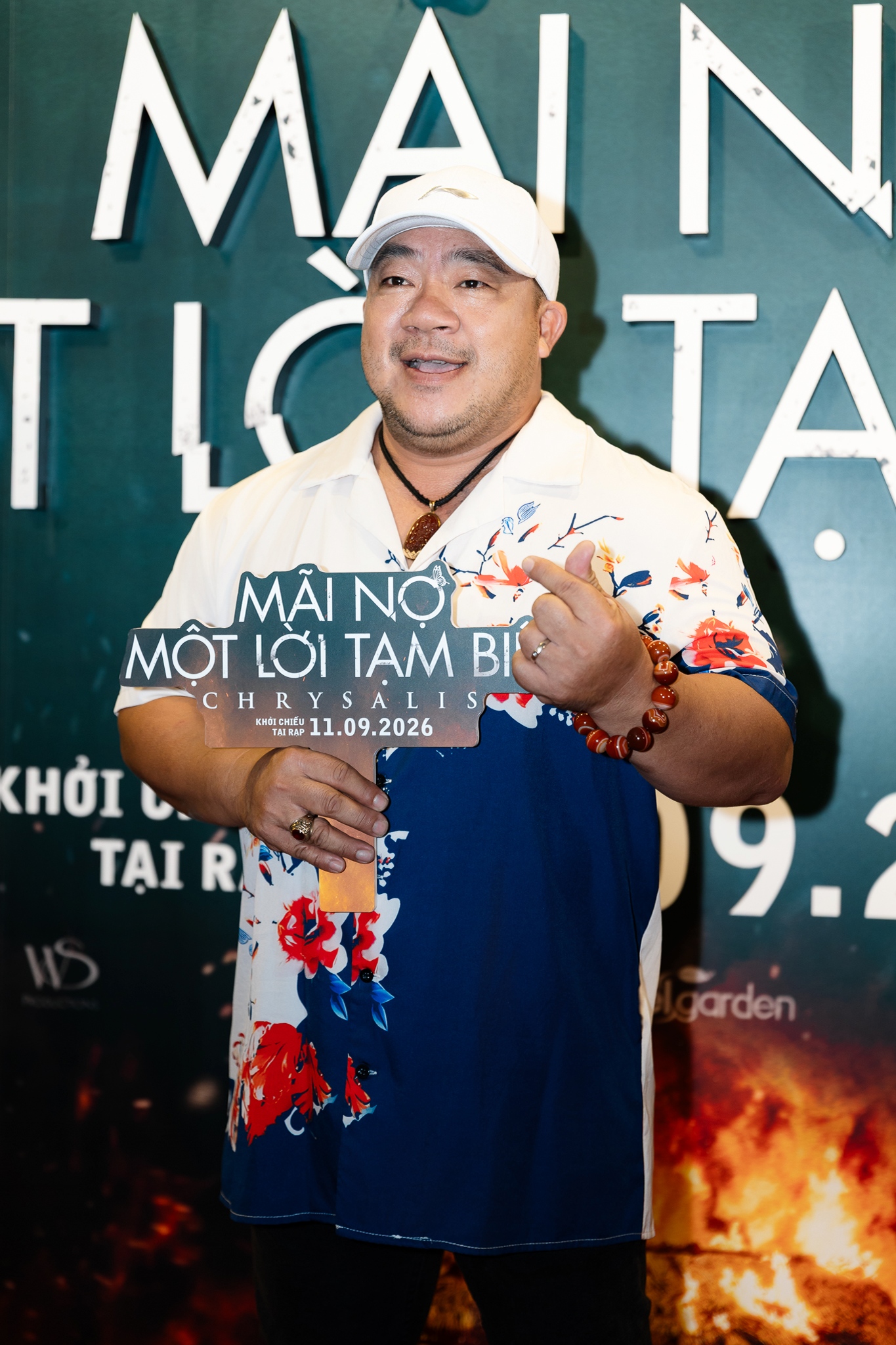 Thảm đỏ HOT nhất hôm nay: Lê Phương - Minh Anh sắc vóc quá bén, 1 cặp đôi công khai hôn nhau ngọt muốn xỉu- Ảnh 11.