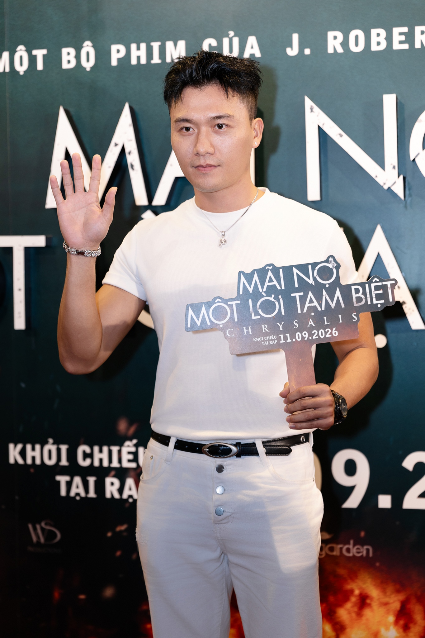 Thảm đỏ HOT nhất hôm nay: Lê Phương - Minh Anh sắc vóc quá bén, 1 cặp đôi công khai hôn nhau ngọt muốn xỉu- Ảnh 10.