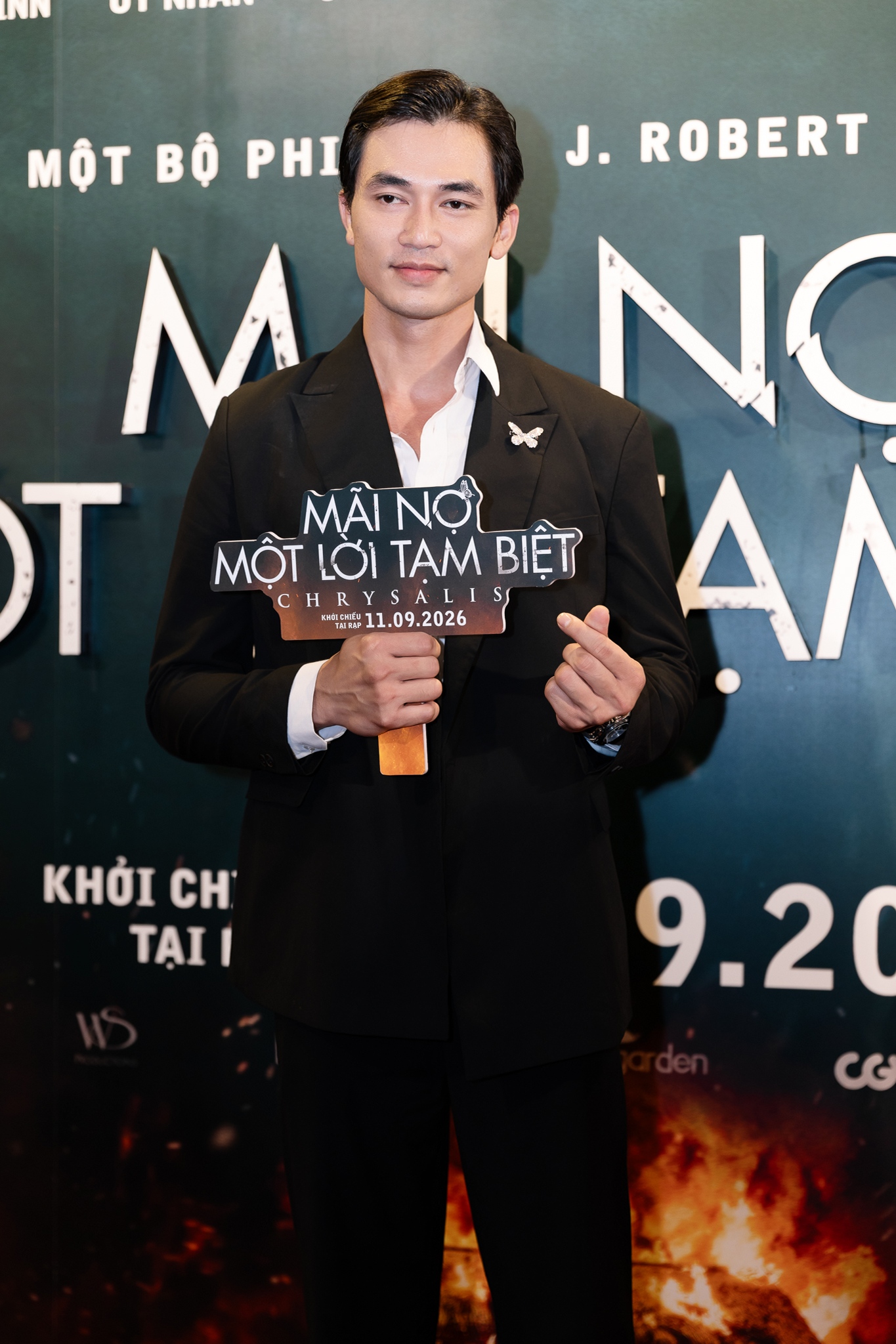 Thảm đỏ HOT nhất hôm nay: Lê Phương - Minh Anh sắc vóc quá bén, 1 cặp đôi công khai hôn nhau ngọt muốn xỉu- Ảnh 7.
