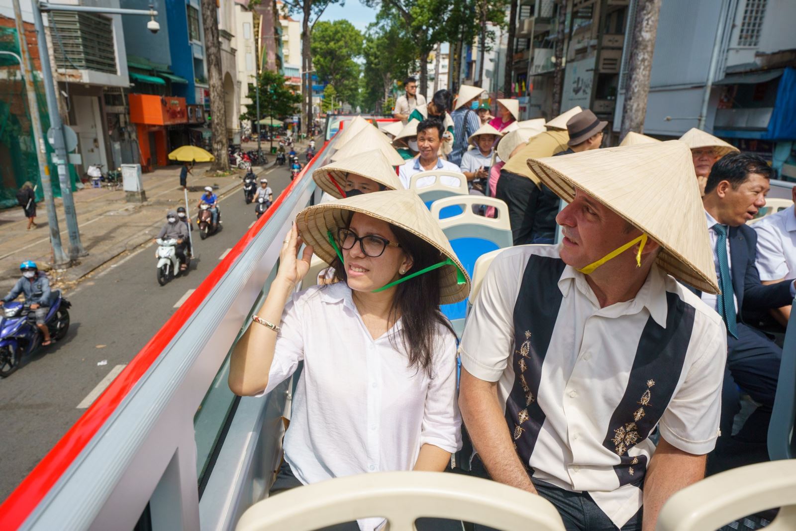 Vượt qua Amsterdam, Bangkok, một thành phố Việt Nam lọt top 16 điểm mua sắm hàng đầu thế giới - Ảnh 5.