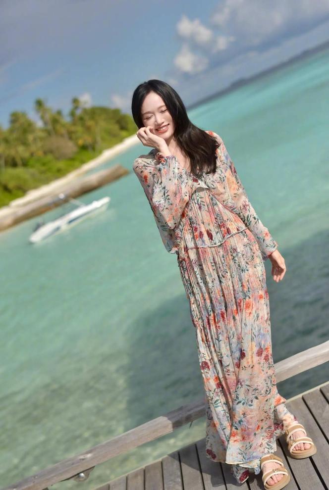 Tận mắt thấy nhan sắc Trần Kiều Ân ngoài đời mà ngớ cả người- Ảnh 1.