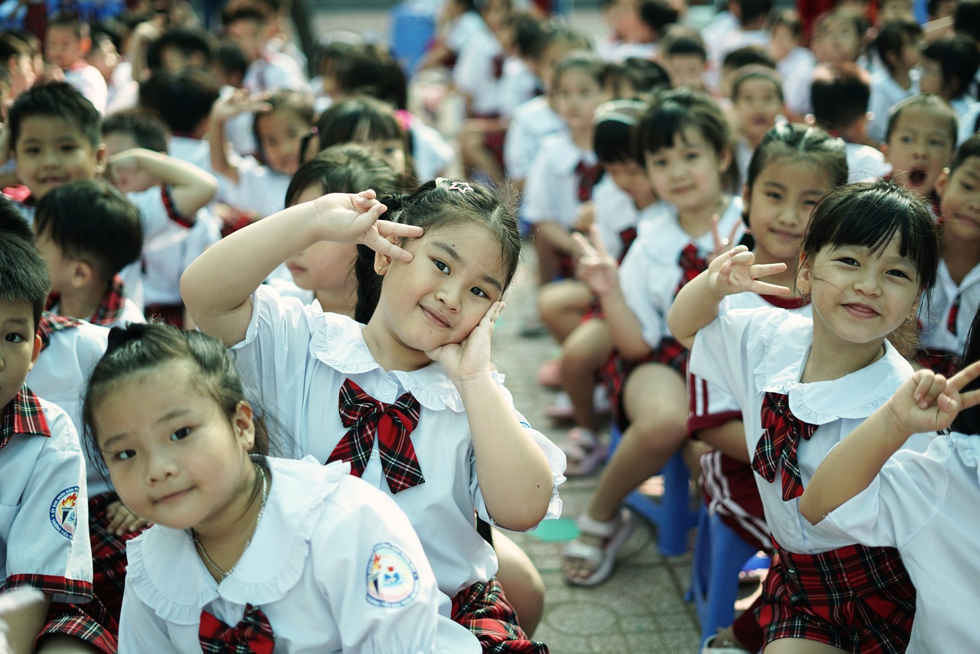 Không khí rộn ràng trước ngày khai giảng đầu tiên của ngôi trường đặc biệt trên nền nghĩa trang Bình Hưng Hòa- Ảnh 4.