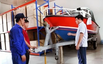 Cục Dự trữ Nhà nước xuất cấp nhiều thiết bị, vật tư cho 4 tỉnh để phòng, chống thiên tai và tìm kiếm cứu nạn Cục Dự trữ Nhà nước xuất cấp nhiều thiết bị, vật tư cho 4 tỉnh để phòng, chống thiên tai và tìm kiếm cứu nạn