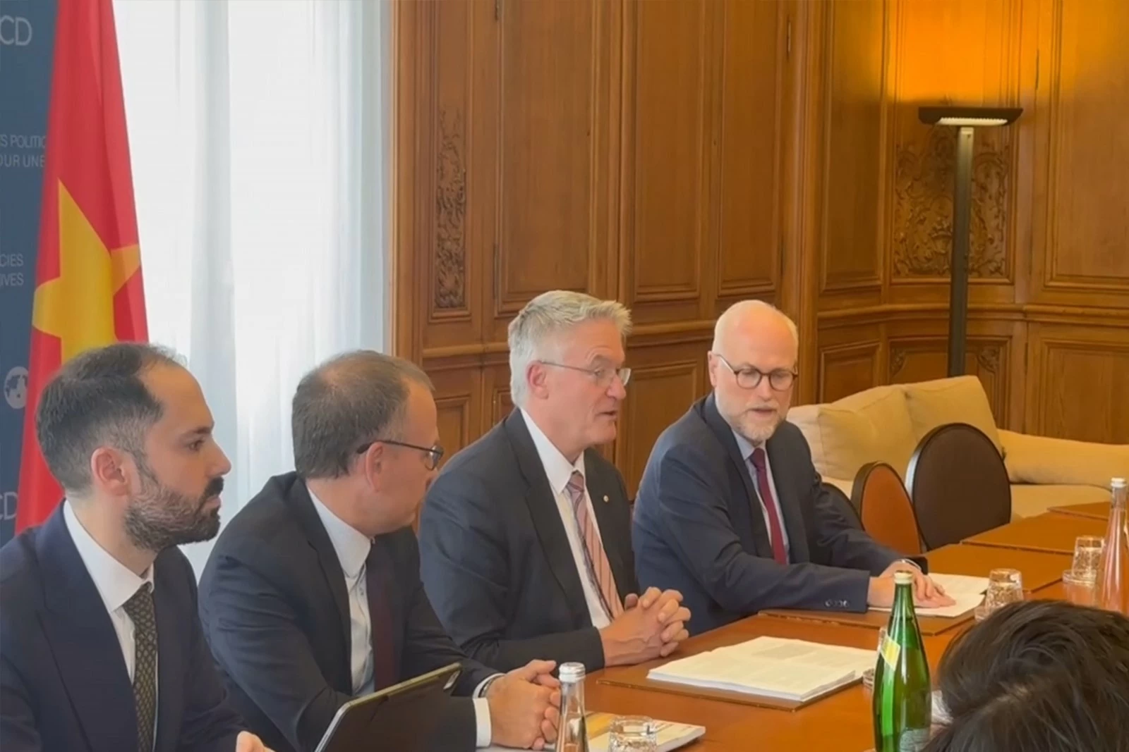 Bộ trưởng Ngô Văn Tuấn làm việc với Tổng Thư ký OECD, thúc đẩy quan hệ hợp tác toàn diện Bộ trưởng Ngô Văn Tuấn làm việc với Tổng Thư ký OECD, thúc đẩy quan hệ hợp tác toàn diện