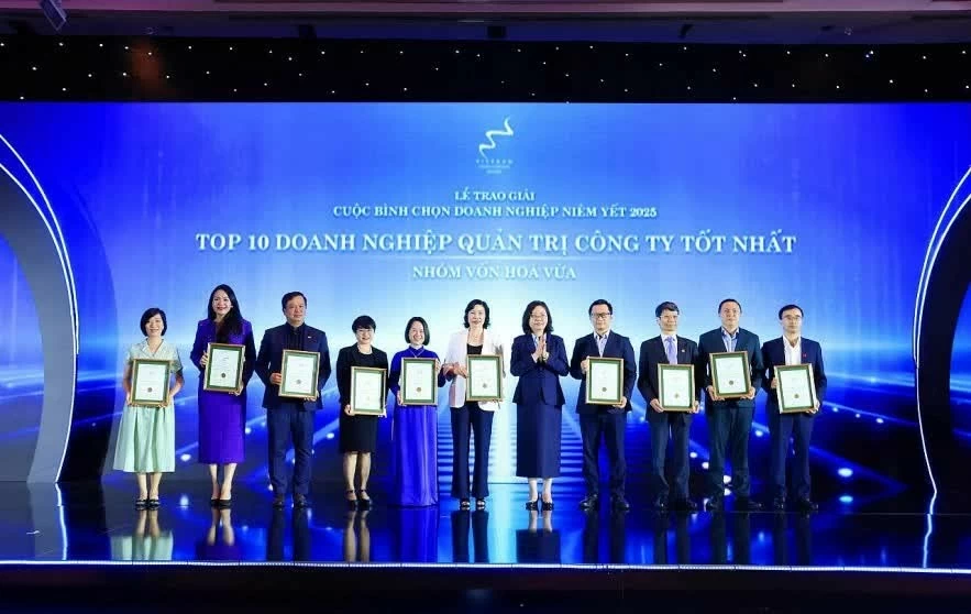 Giải thưởng quản trị công ty - VLCA: Thước đo tin cậy, động lực cải thiện quản trị cho doanh nghiệp niêm yết Việt Nam Giải thưởng quản trị công ty - VLCA: Thước đo tin cậy, động lực cải thiện quản trị cho doanh nghiệp niêm yết Việt Nam