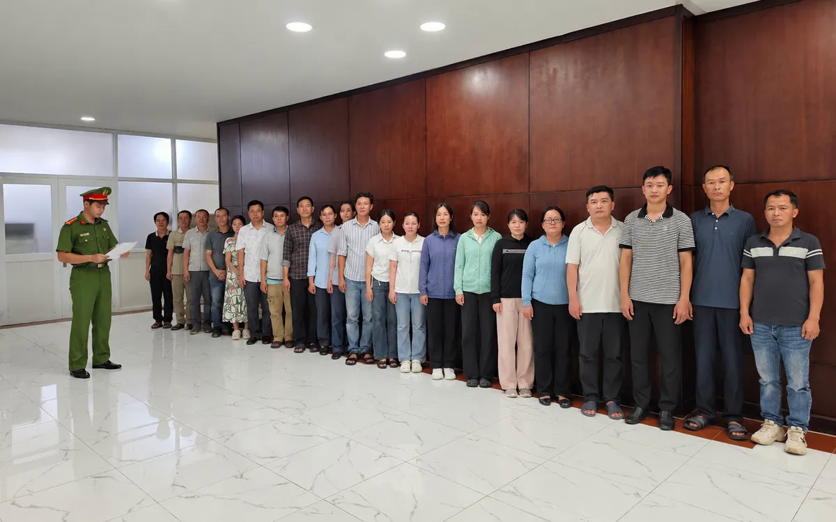 Phá đường dây hóa đơn 