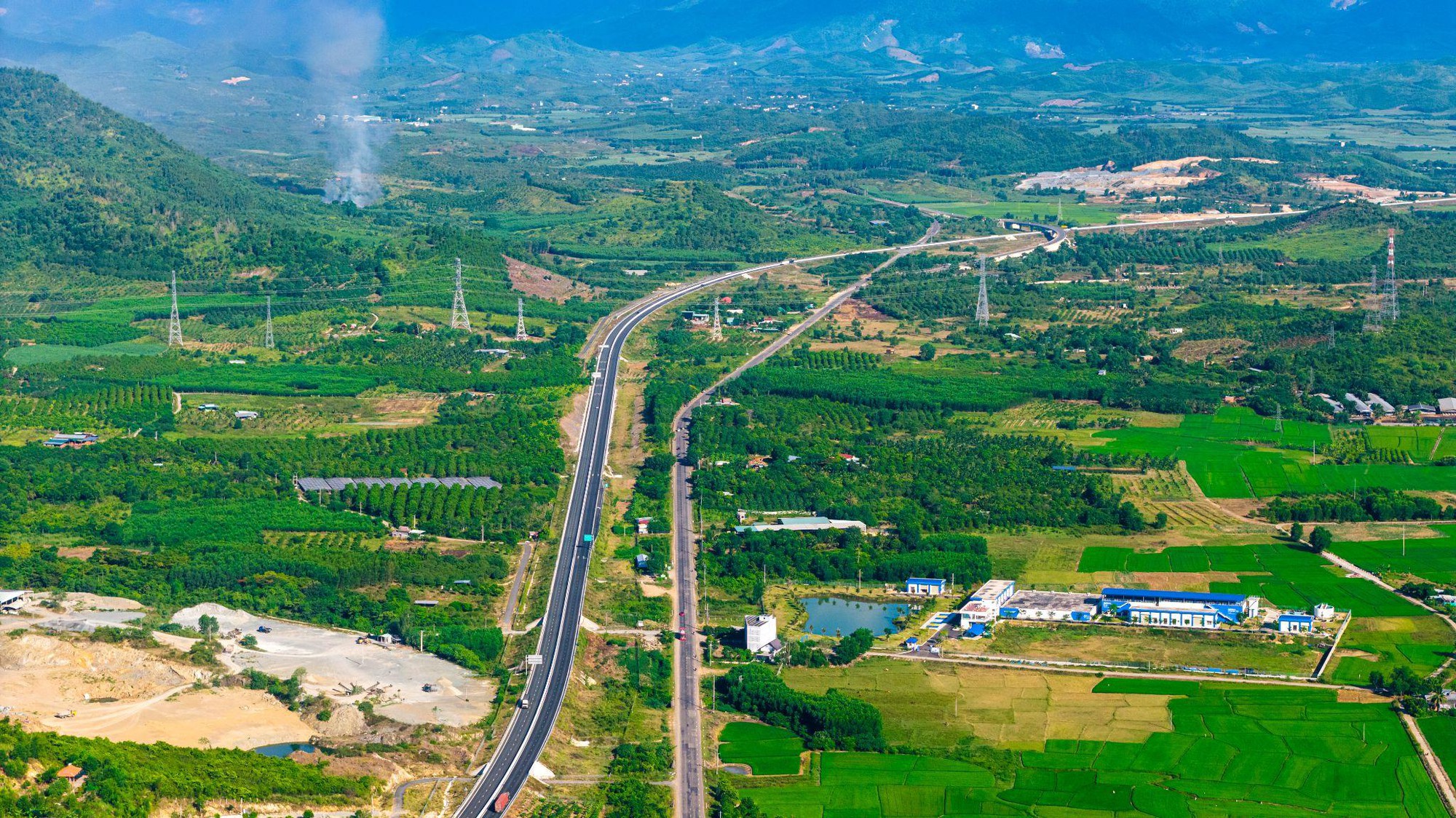 Vành đai 3 hơn 2.200 tỷ đồng mở khóa “cực tăng trưởng” Nam Nha Trang - Ảnh 1. Vành đai 3 hơn 2.200 tỷ đồng mở khóa “cực tăng trưởng” Nam Nha Trang - Ảnh 1.
