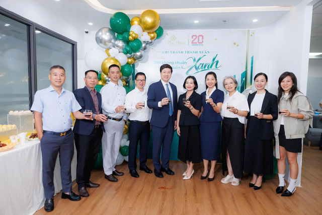 Chứng khoán Phú Hưng: Từ không gian xanh đến hành trình tăng trưởng mới- Ảnh 1. Chứng khoán Phú Hưng: Từ không gian xanh đến hành trình tăng trưởng mới- Ảnh 1.