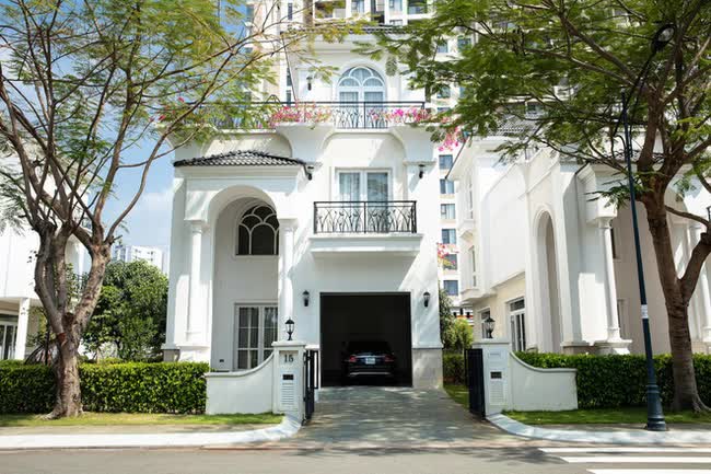 Nữ MC quê Nghệ An có bằng Thạc sĩ Kinh tế: Sống trong biệt thự 800m², điều hành chuỗi thẩm mỹ viện ở TP.HCM- Ảnh 4.