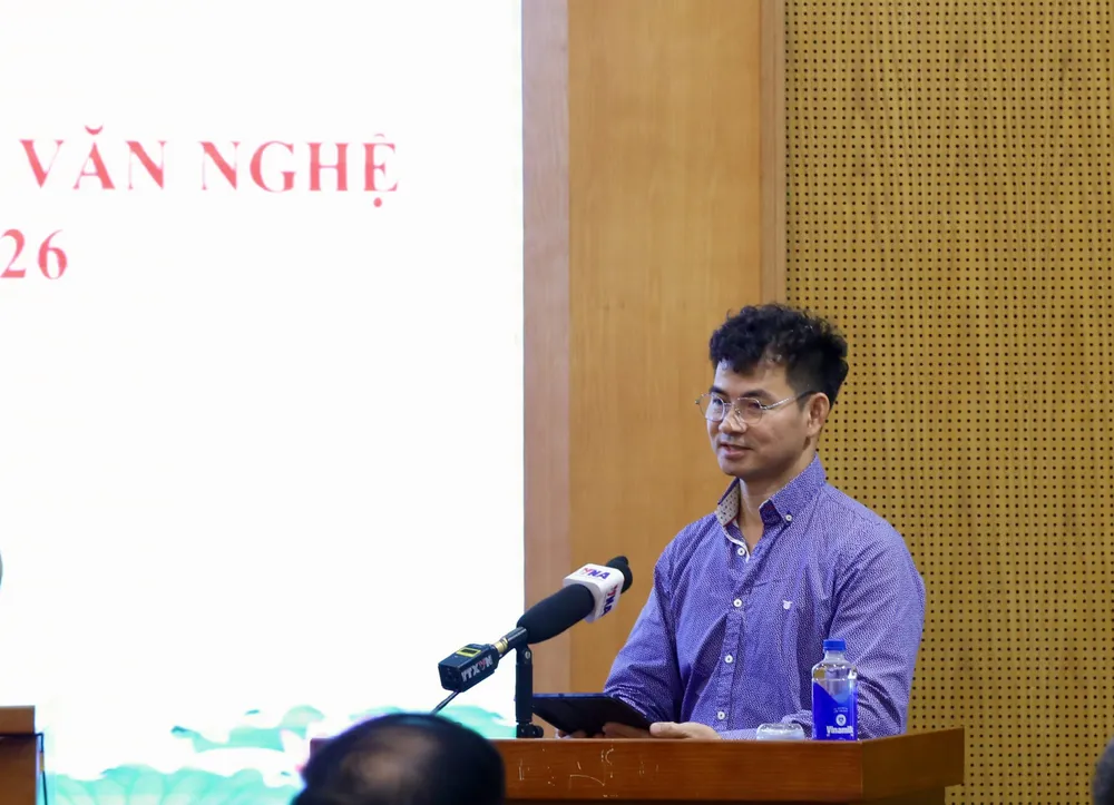 Con trai xin phép đi chơi với bạn, Cục trưởng Xuân Bắc hỏi ngay 3 câu - Ảnh 2.
