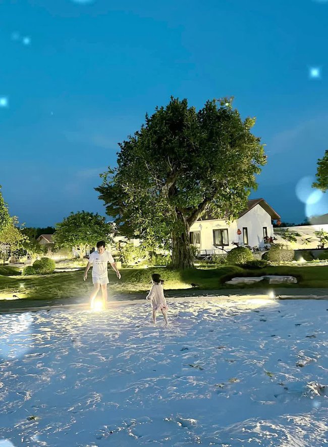 Biệt thự nhà vườn 70 tỷ rộng nghìn m2 của Trường Giang - Nhã Phương- Ảnh 5.
