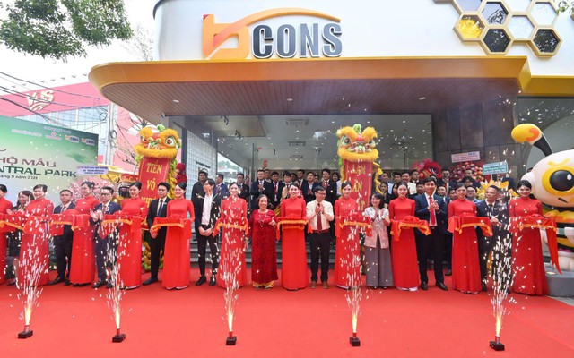 Tấp nập người tham quan nhà mẫu ‘căn hộ chuẩn xanh giữa lòng Biên Hòa’