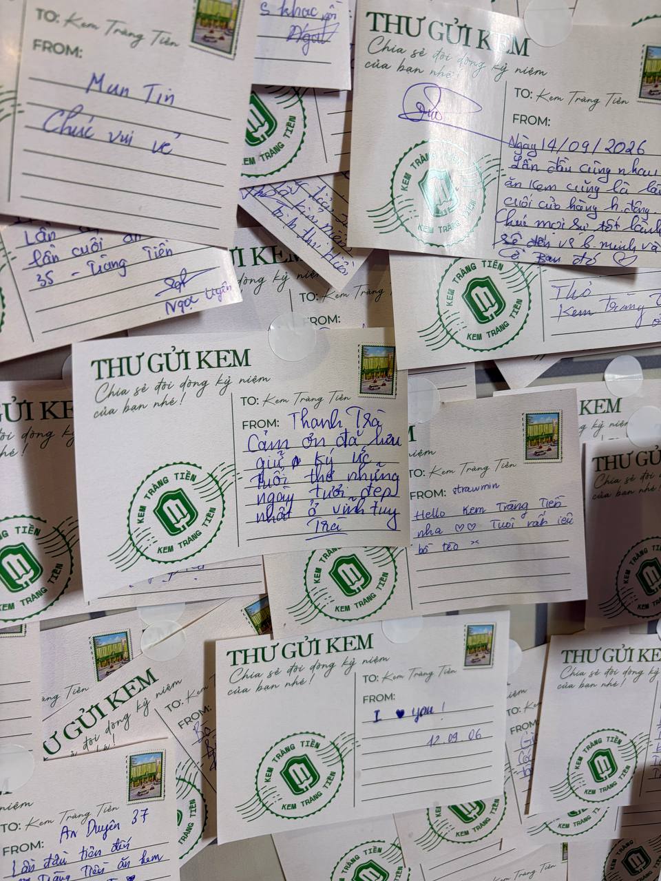 Ngày cuối tiếc nuối ở số 35 Tràng Tiền: "Tạm biệt nơi em được bố cho đi ăn kem khi được 10 điểm toán đầu tiên" - Ảnh 16.