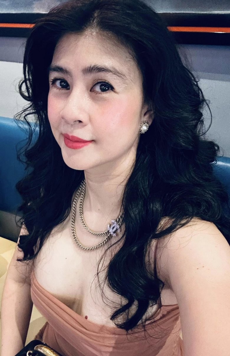 Nữ diễn viên đình đám bỏ showbiz đi bán xôi cua ở đường Nguyễn Lương Bằng, TP.HCM- Ảnh 1.