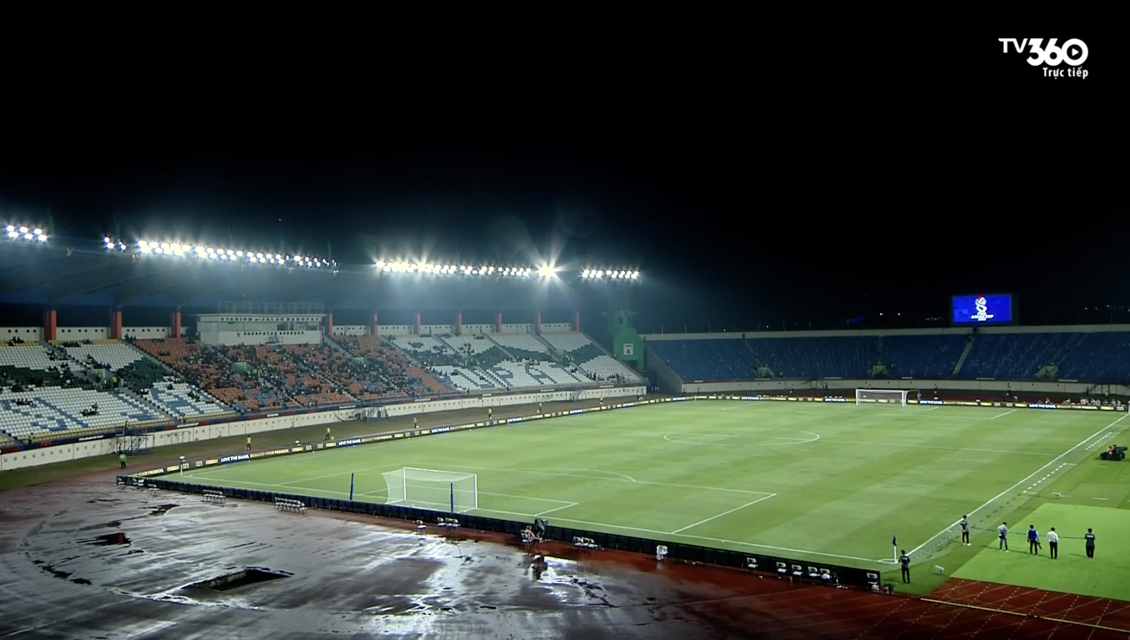 Diễn biến ĐT Việt Nam vs Philippines tại FIFA ASEAN Cup: Trận đấu tạm hoãn do sấm sét và mưa lớn - Ảnh 1.