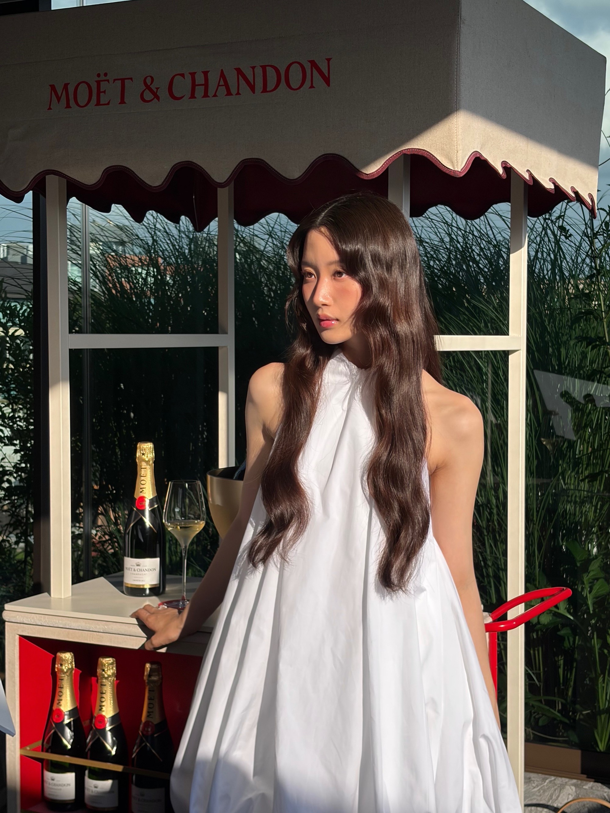 Minh tinh lấn át Son Ye Jin để đầu bù tóc rối ra đường vẫn đươc khen sang- Ảnh 11.