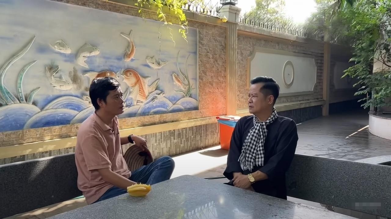 Nam NSND đình đám bỏ TP.HCM về bán cà phê, đồ ăn sáng ở đường Nguyễn Trung Trực, An Giang- Ảnh 6.