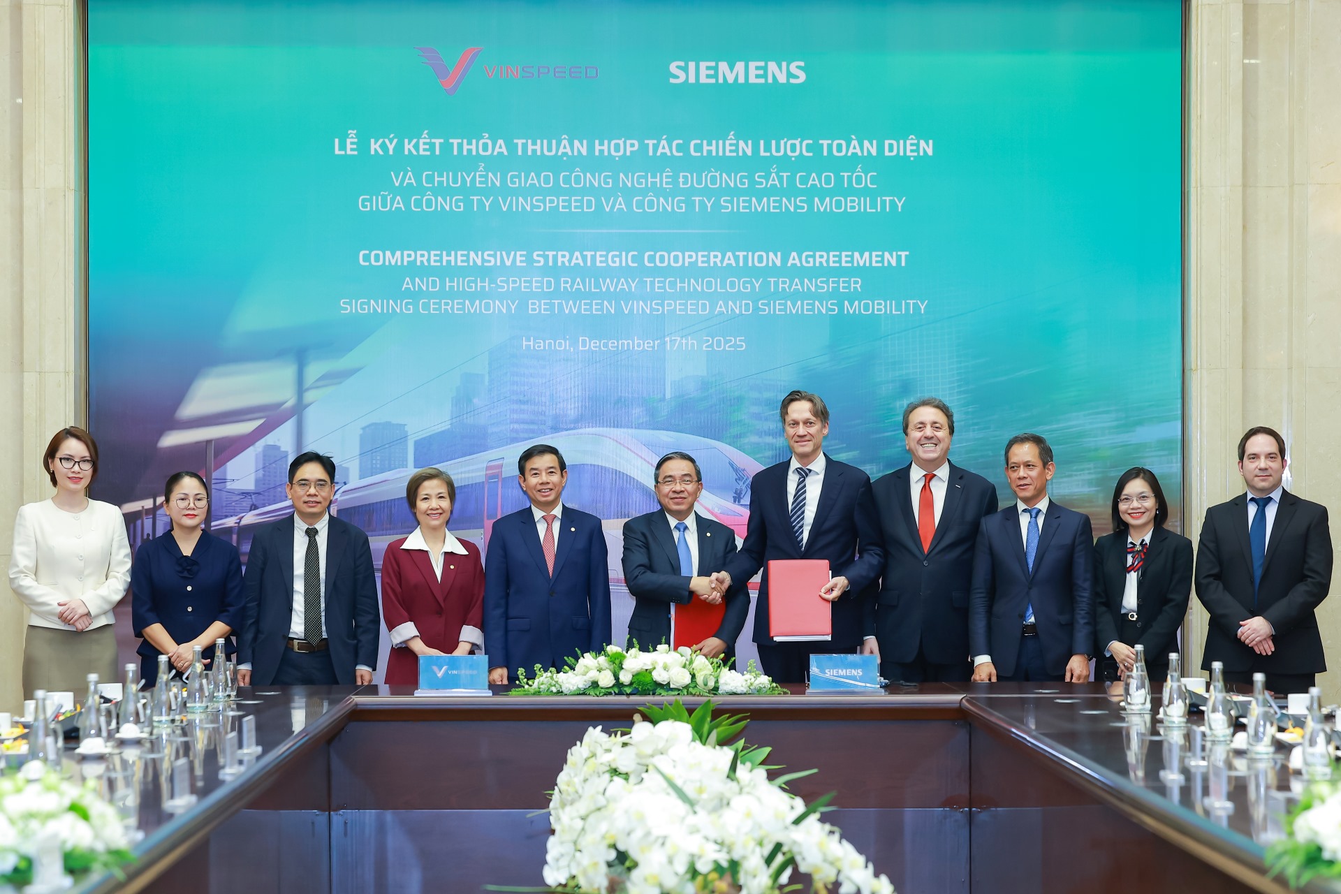 Vingroup vừa bắt tay với 