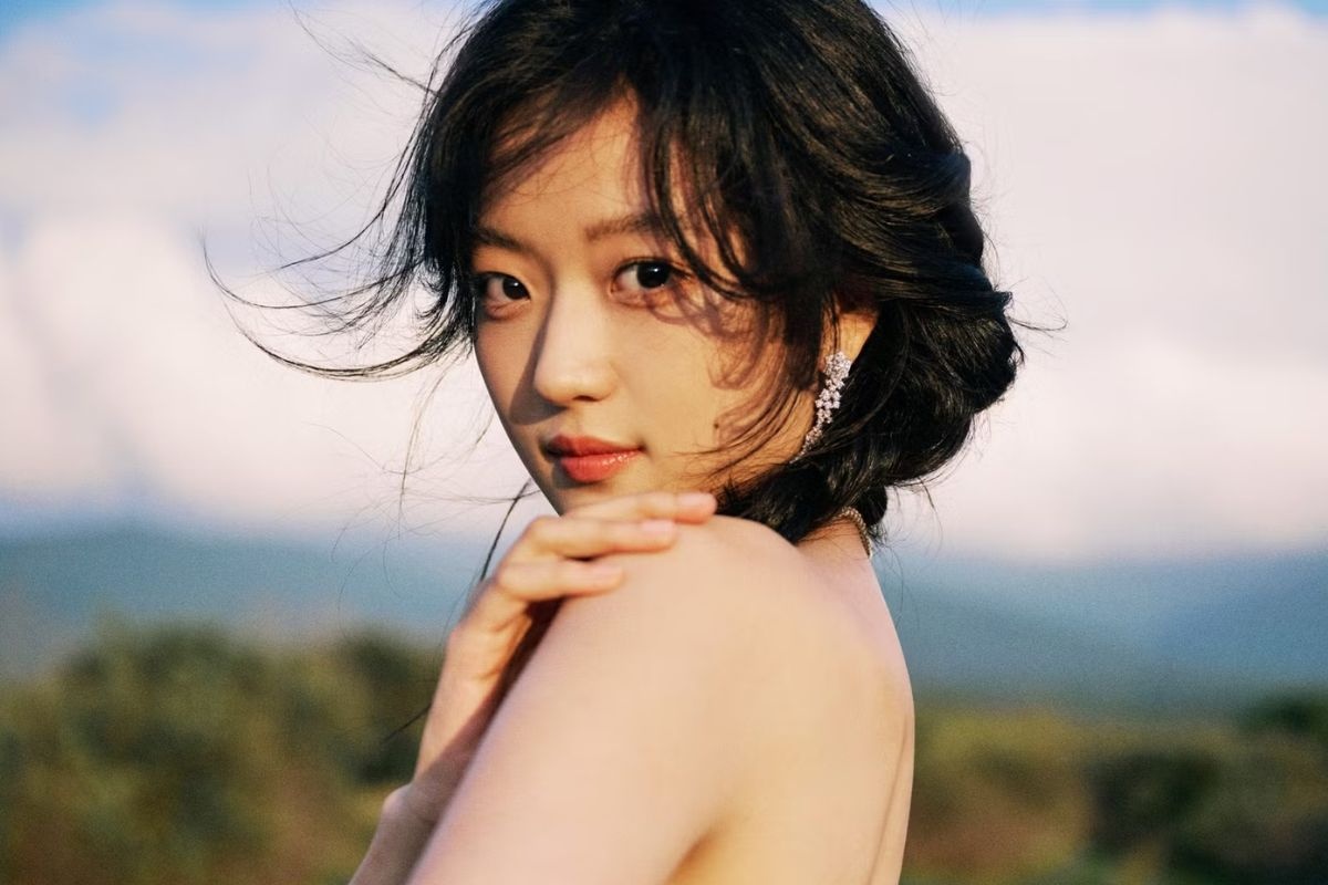 Mỹ nhân đang viral khắp Việt Nam mang gương mặt của Jeon Ji Hyun và Kim Yoo Jung cộng lại: Visual đẹp đến cực hạn- Ảnh 2.