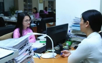 Kho bạc Nhà nước thanh toán hơn 1,38 triệu tỷ đồng ngân sách sau 8 tháng Kho bạc Nhà nước thanh toán hơn 1,38 triệu tỷ đồng ngân sách sau 8 tháng