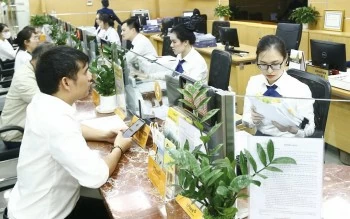 Ngân hàng tăng mua lại trái phiếu để kéo dài kỳ hạn nguồn vốn